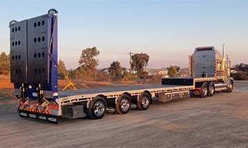 Transporting construction equipment or oversized loads is challenging, but not with a professional step deck service. Our team manages cargo with care, enhancing profitability